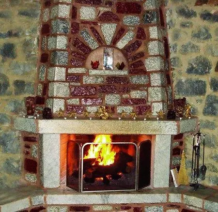 Pirgoi Edem ゲストハウス