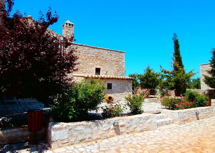 Konukevi Pirgoi Edem 4*