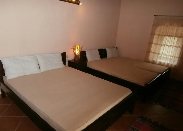 Pirgoi Edem 4* Pírgos Dhiroú