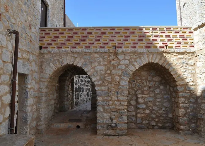 Pirgoi Edem Pírgos Dhiroú